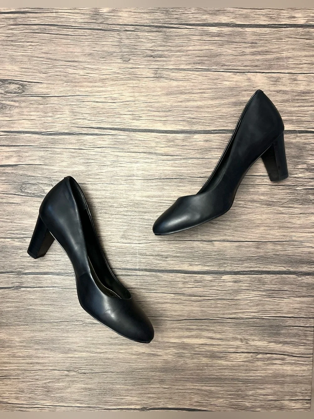 Ralph Lauren Hala Leather Pumps